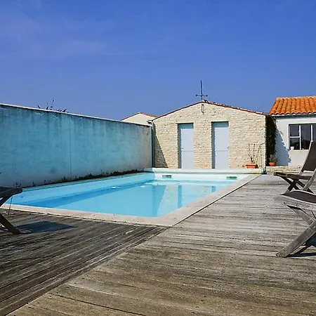 Dolus-d'oleron Sleeps 9 Pool Wifi Dolus d'Oléron